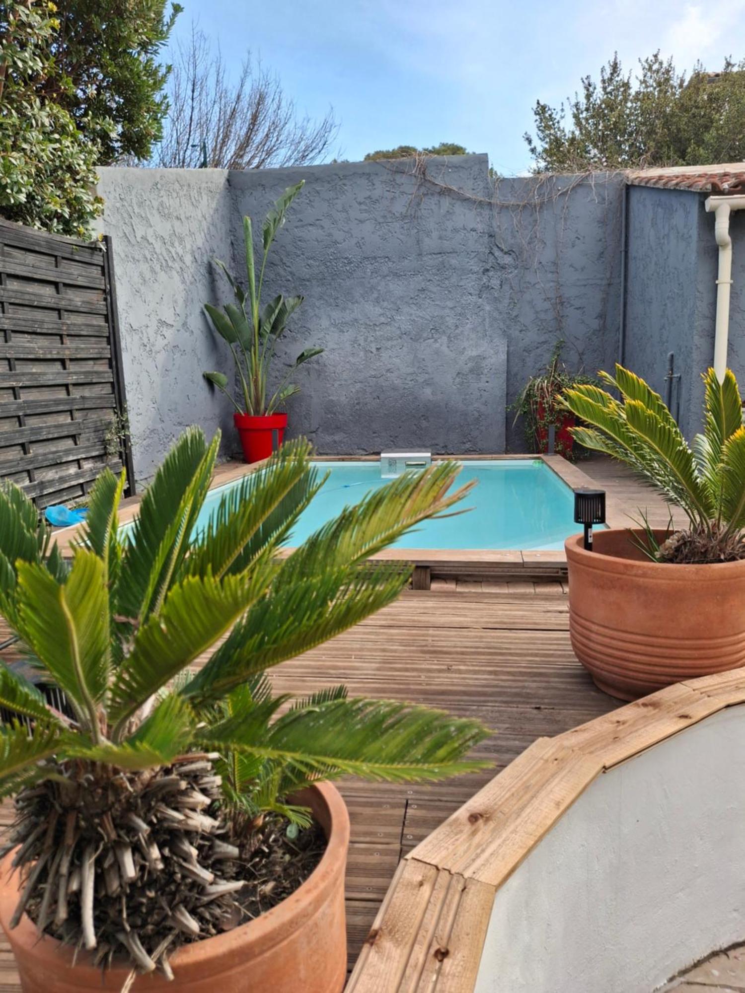 Maison Independante Avec Piscine Privative Pres De La Mer La Garde  Buitenkant foto